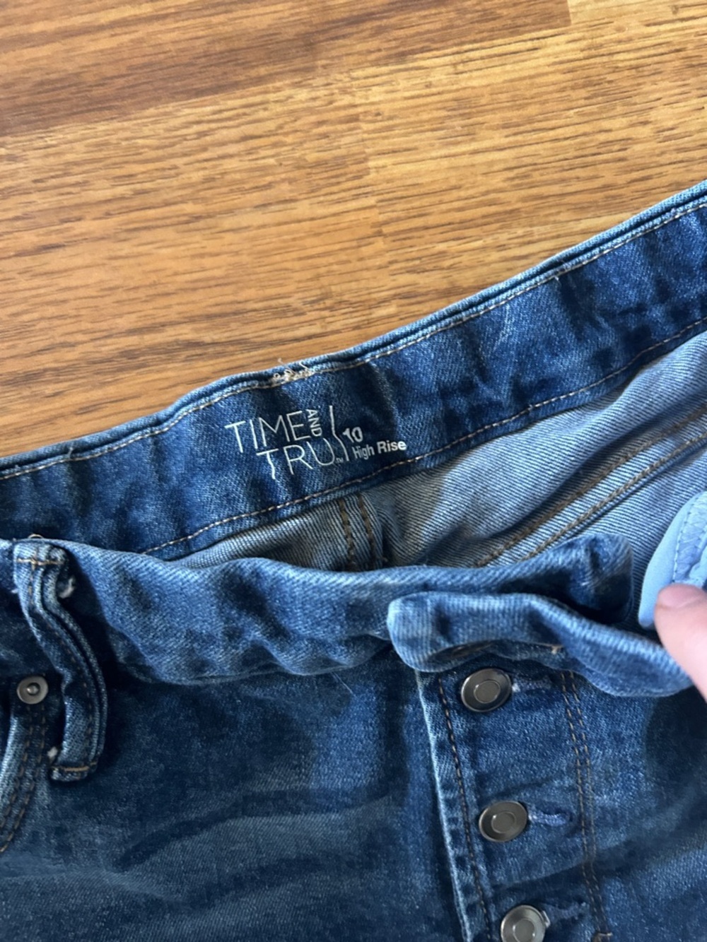 Time and Tru Dark Blue High-Waist Wide-Leg Jeans with Distressed Split Hem - Picture 2 of 2